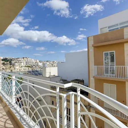 Seaview,beautiful 3br 3 Apartman *