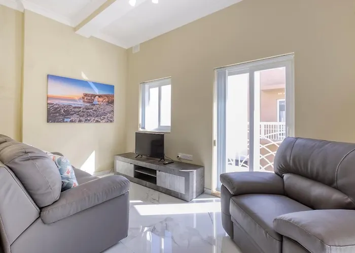 Seaview,beautiful 3br 3 Daire Marsaskala